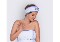 Wellness čelenka MaryBerry do sauny, biela s modrým lemom